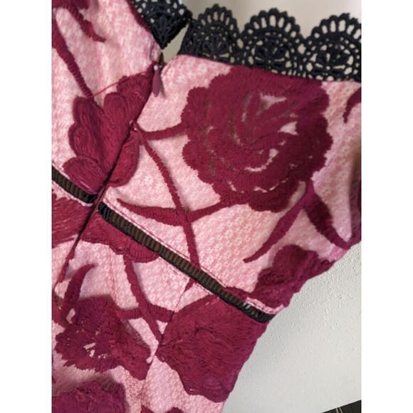 Lulus Alluring Dream Burgundy Floral Mesh Lace Trumpet Midi Dress Size XS - Picture 11 of 15